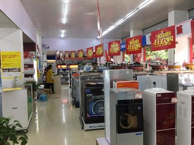 大批恭城人涌向24米街搶購(gòu)家電，是沖動(dòng)消費(fèi)還是明智之選？